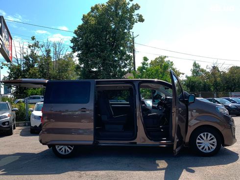 Peugeot Traveller 2017 коричневый - фото 14