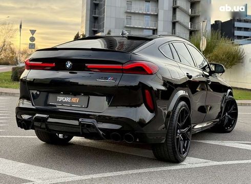 BMW X6 M 2022 - фото 13