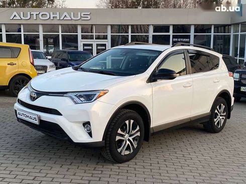 Toyota RAV4 2017 - фото 3