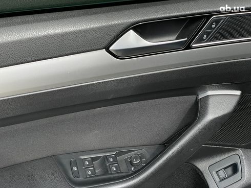 Volkswagen passat b8 2017 серый - фото 14