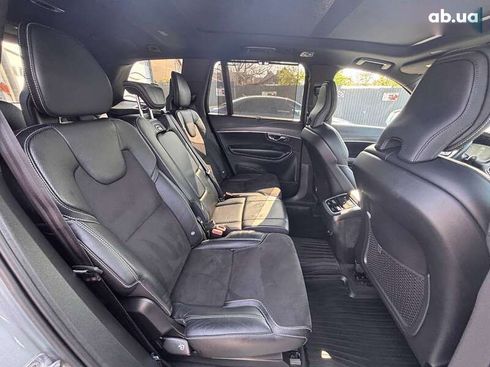 Volvo XC90 2019 - фото 30