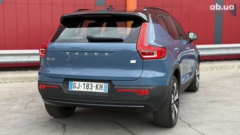 Volvo XC40 2022 - фото 11
