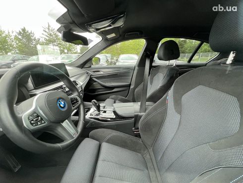 BMW 5 серия 2022 - фото 5