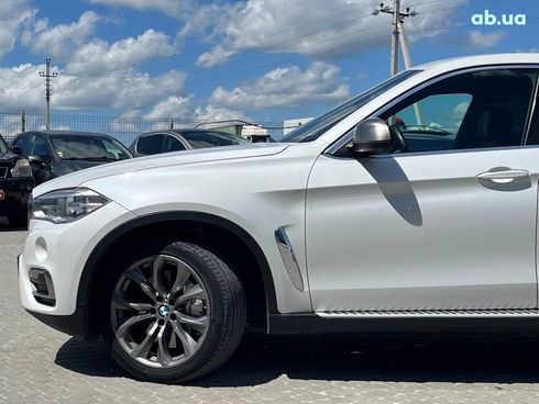 BMW X6 2015 белый - фото 11