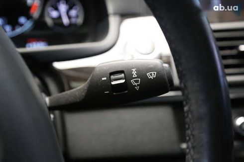 BMW 5 серия 2016 - фото 23