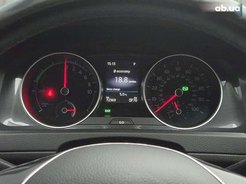 Volkswagen e-Golf 2019 - фото 23