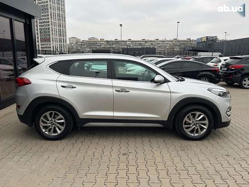 Hyundai Tucson 2017 - фото 7