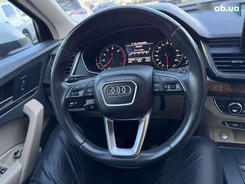 Audi Q5 2018 - фото 28