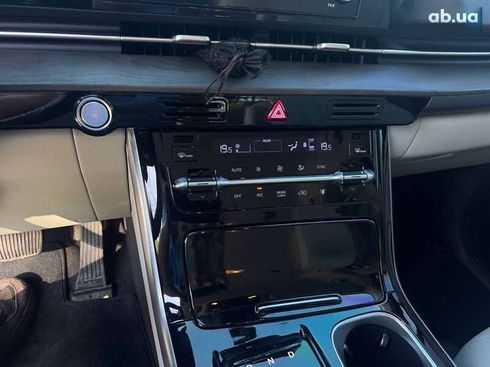 Kia Carnival 2023 - фото 21