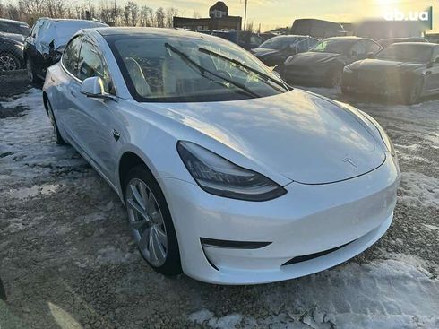 Tesla Model 3 2019 - фото 8