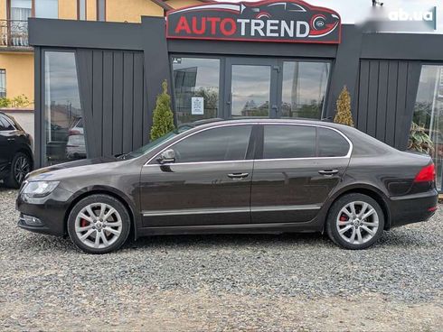 Skoda Superb 2013 - фото 8