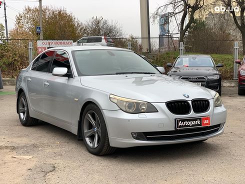 BMW 5 серия 2006 серый - фото 3