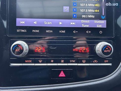 Mitsubishi Outlander 2020 - фото 25