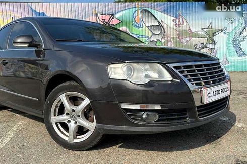 Volkswagen Passat 2006 - фото 2