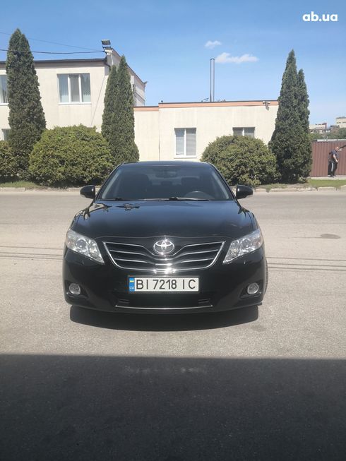 Toyota Camry 2010 черный - фото 15