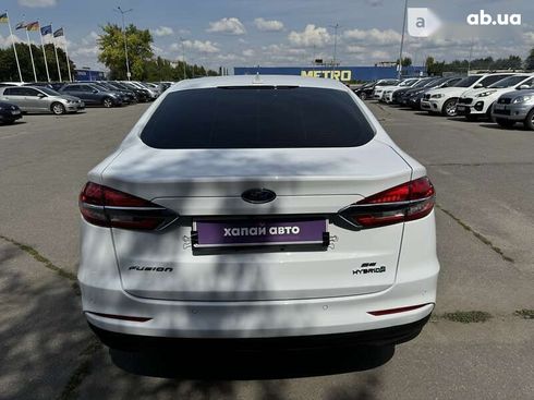 Ford Fusion 2019 - фото 9