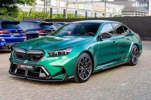 BMW M5 2024 - фото 4