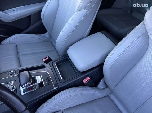 Audi Q5 2018 - фото 29