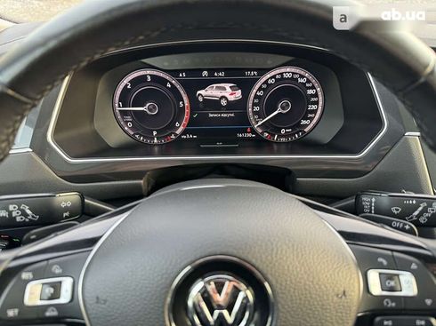 Volkswagen Tiguan Allspace 2018 - фото 28