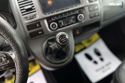 Volkswagen Caravelle 2012 - фото 15