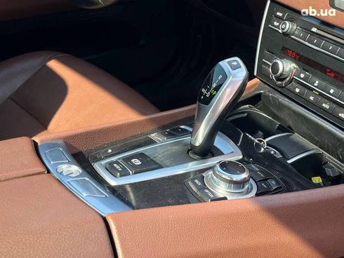 BMW 5 серия 2013 белый - фото 54