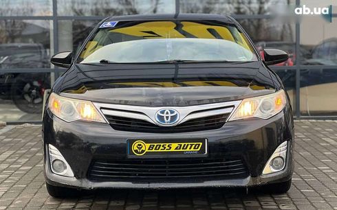 Toyota Camry 2013 - фото 2