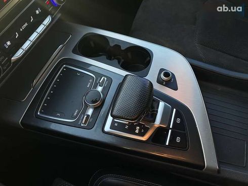 Audi Q7 2018 - фото 20