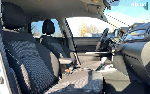 Suzuki Vitara 2022 - фото 9