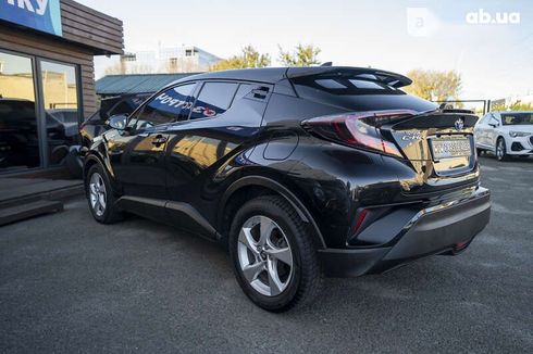 Toyota C-HR 2018 - фото 13