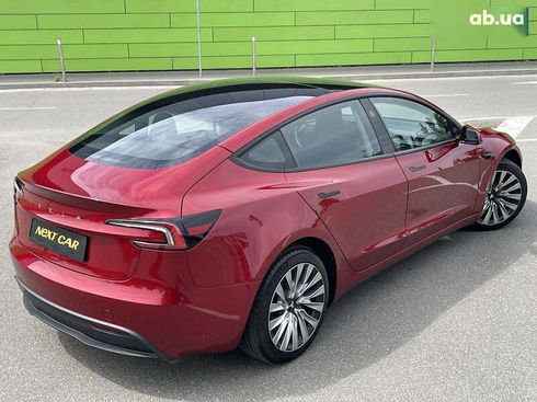 Tesla Model 3 2024 - фото 8