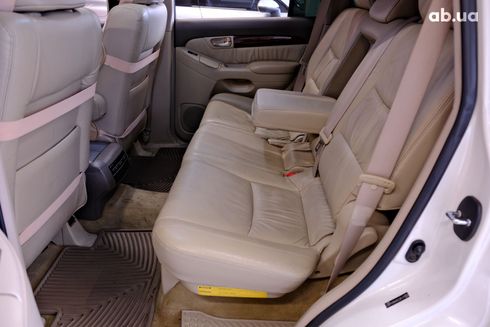 Lexus GX 2008 белый - фото 9