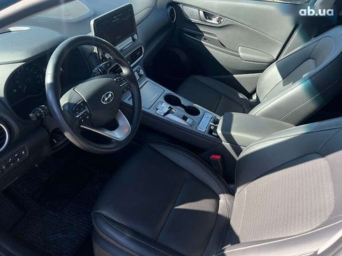 Hyundai Kona Electric 2021 - фото 29