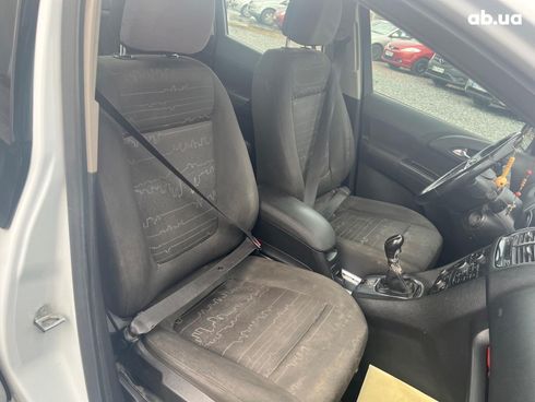 Opel Meriva 2013 белый - фото 14