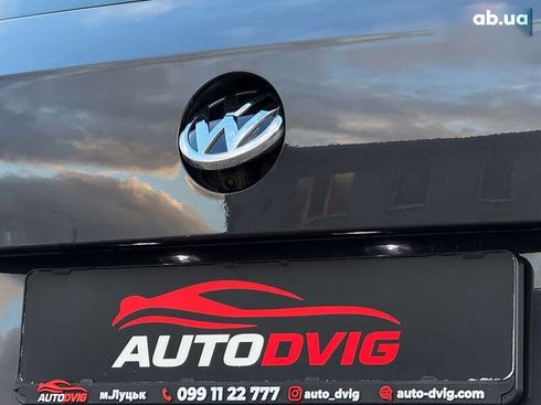 Volkswagen Passat 2017 - фото 18