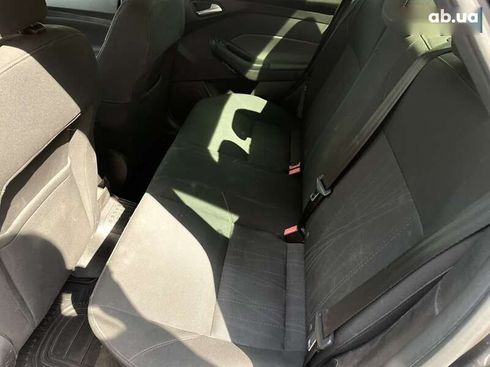 Ford Focus 2015 - фото 21