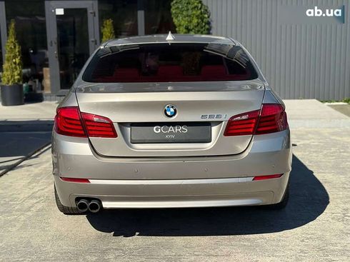 BMW 5 серия 2010 - фото 7