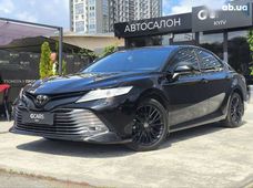 Продаж вживаних Toyota Camry 2019 року в Києві - купити на Автобазарі