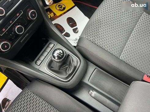 Volkswagen Golf 2011 - фото 14