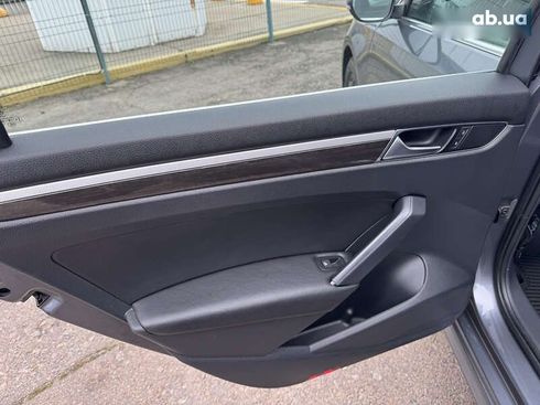 Volkswagen Passat 2016 - фото 27