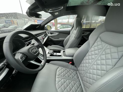 Audi SQ8 2020 - фото 29