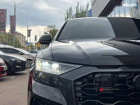 Audi RS Q8 2023 - фото 30