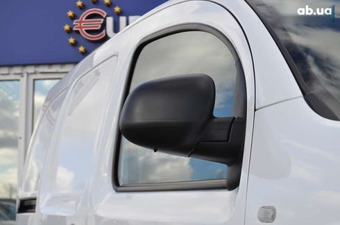 Renault Kangoo 2021 - фото 12