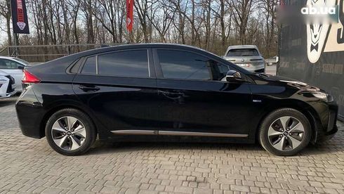 Hyundai Ioniq 2018 - фото 11
