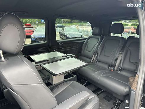 Mercedes-Benz V-Класс 2023 - фото 18