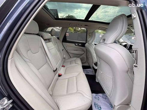 Volvo XC60 2021 - фото 24