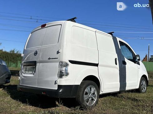 Nissan e-NV200 2018 - фото 11