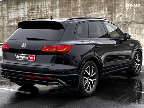 Volkswagen Touareg 2021 черный - фото 76