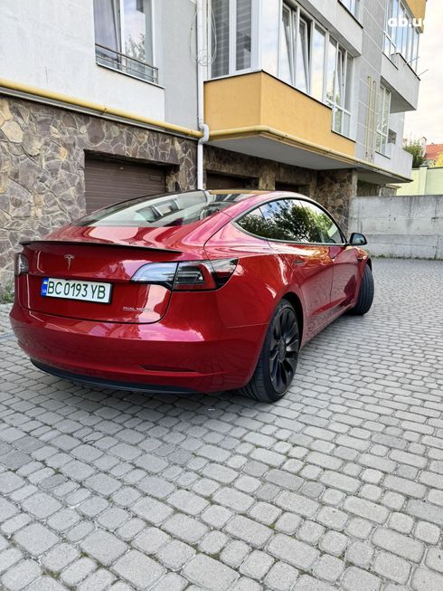 Tesla Model 3 2021 красный - фото 7