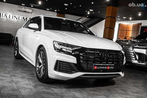 Audi Q8 2021 - фото 4