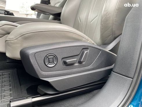 Audi E-Tron 2019 синий - фото 21